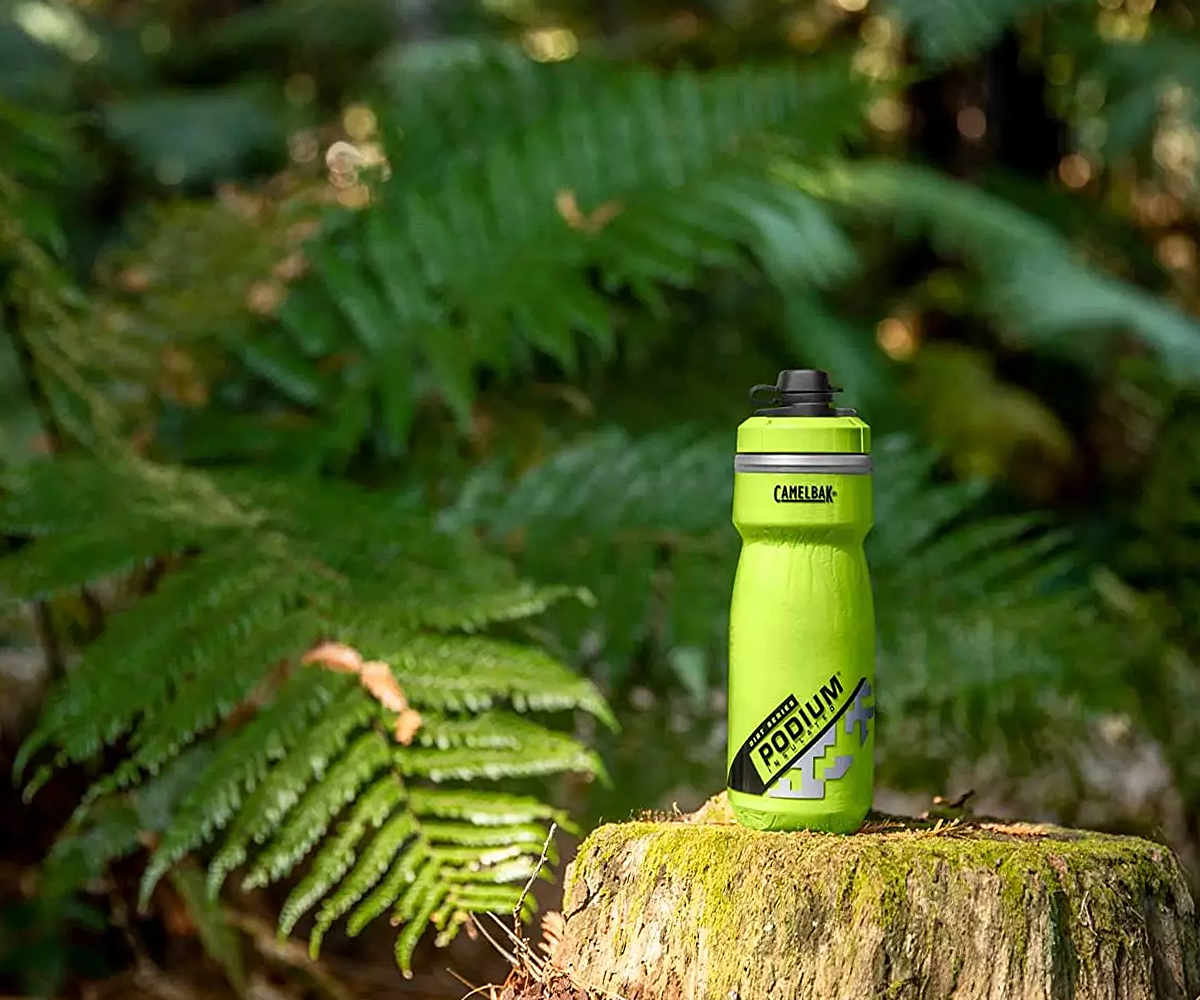 Bidon termiczny Camelbak Podium Chill 620 ml z jonami srebra niebieski