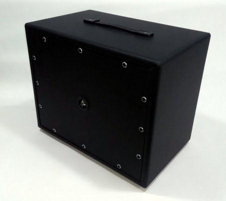 Obudowa do kolumny gitarowej 1x12 COMPACT BLACK S&amp;P