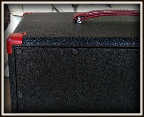 Kolumna Gitarowa 1x12&quot;  ELEGANCE BLACK MAGIC DROP V30