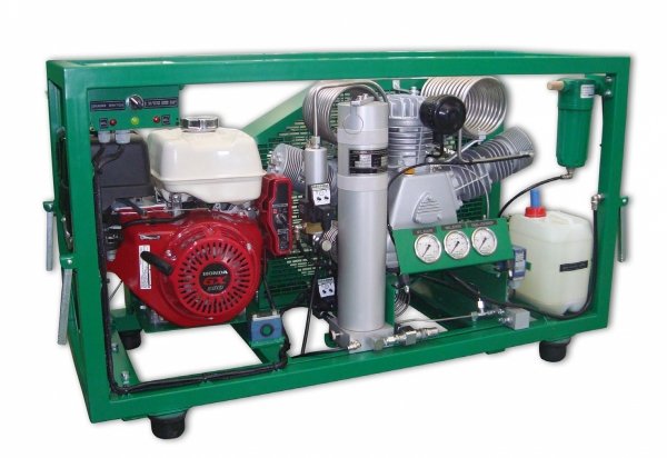 Kompresor TYPHOON Petrol&amp;Diesel PARAMINA