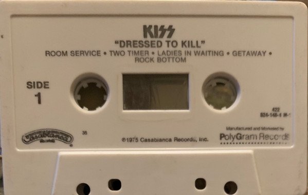 Kiss - Dressed To Kill (MC)