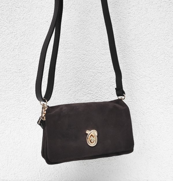 Mini zamszowa czekoladowa listonoszka Vera Pelle