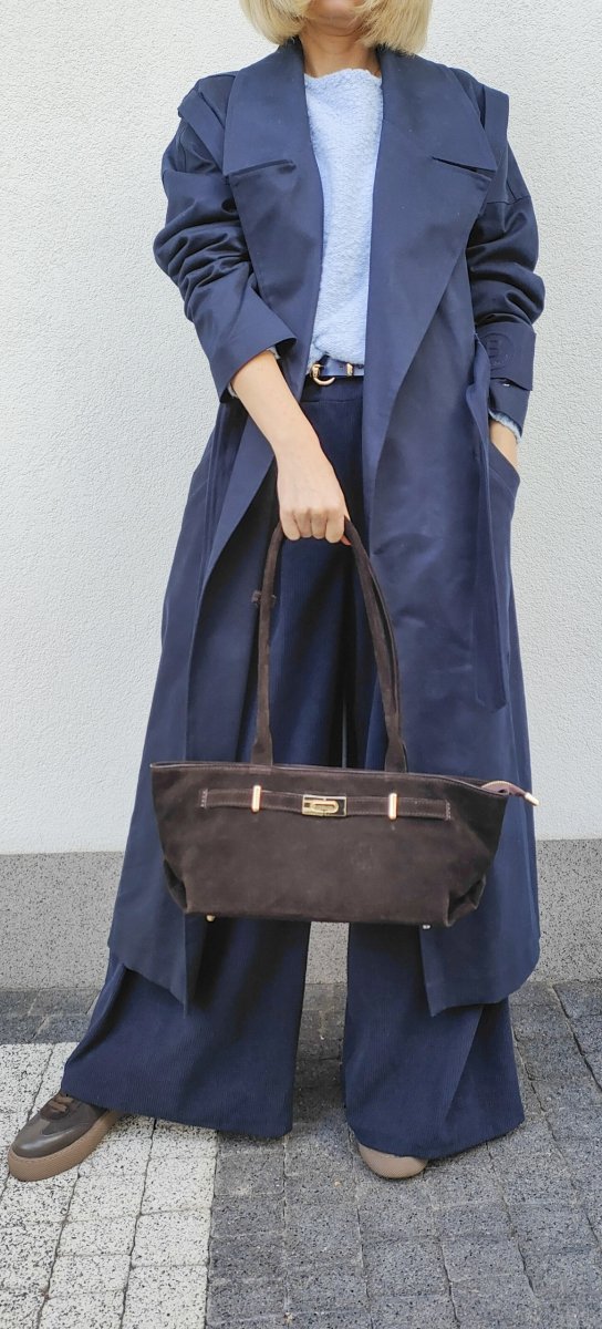 Modna torebka na długich uchwytach czekoladowa