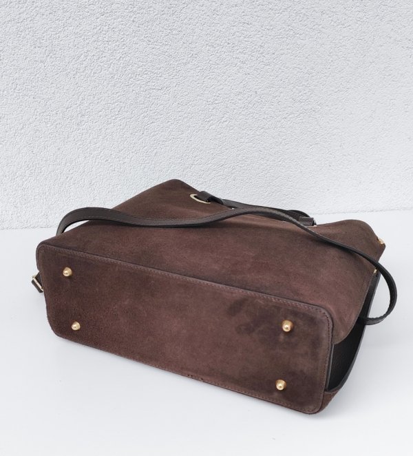 Klasyczna modna torebka aktówka zamszowa czekoladowa