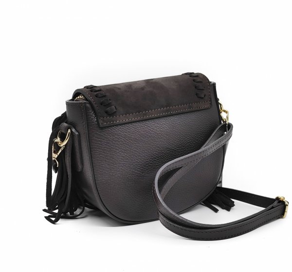 Zamszowa torebka listonoszka skóra brązowa czekoladowa frędzle