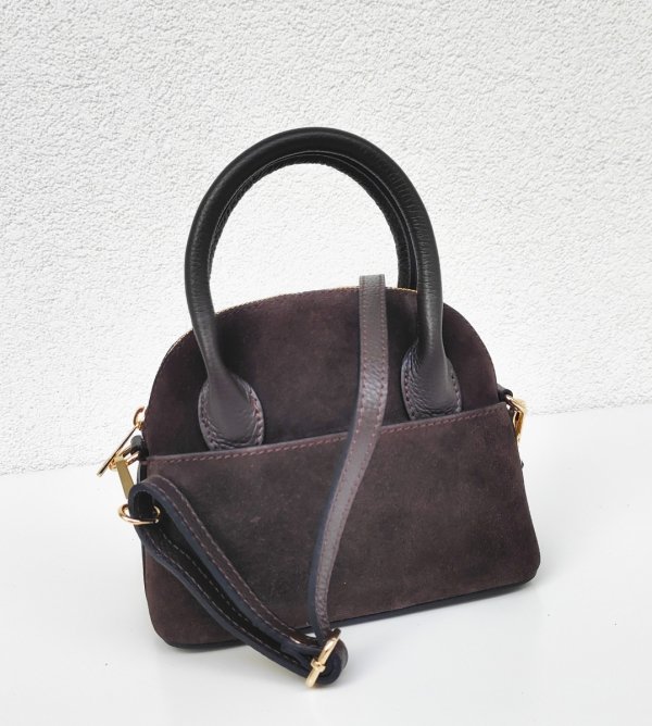 MINI Zamszowy czekoladowy kuferek Laura Biaggi