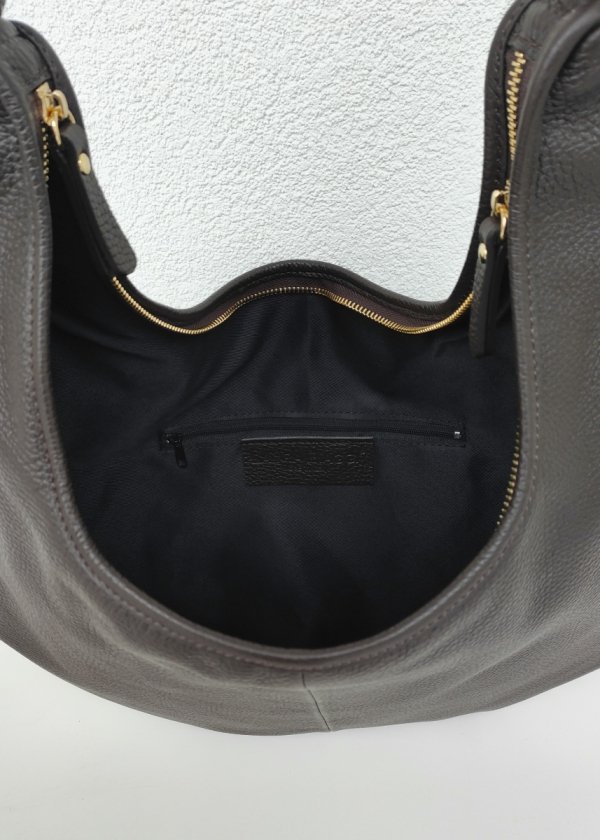 Czekoladowy worek skóra naturalna Laura Biaggi