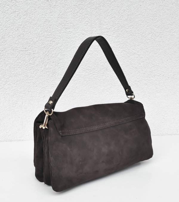 Modna zamszowa czekoladowa listonoszka Vera Pelle