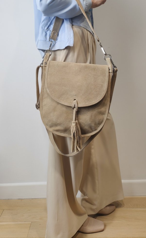 Zamszowa listonoszka torebka beżowa