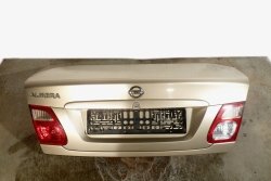 Klapa bagażnika tył Nissan Almera N16 2004 Sedan (kod lakieru: EY2)