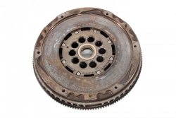 KOŁO DWUMASOWE VOLVO V40 S40 99 1.9T LUK 9181316B