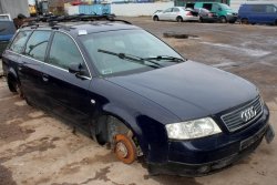 Reflektor prawy Audi A6 C5 2000 Kombi