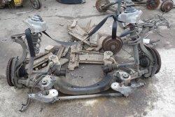 _Zwrotnica przód lewa Audi A6 C6 2005 2.4i BDW Kombi