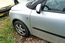 _Błotnik przód lewy Skoda Roomster 5J 2007 (2006-2010) (kod lakieru: LF7T)