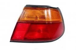 Lampa tył prawa Nissan Almera N15 1996-1998 Hatchback