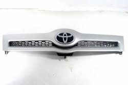 Atrapa grill Toyota Corolla Verso 2004 (2004-2007) Minivan (Kod lakieru: 1C0)