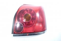 _Lampa tył prawa Toyota Avensis T25 2003-2006 Sedan