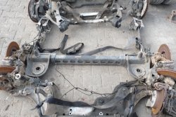 Belka Zawieszenie tył Renault Espace IV 2006 2.0DCI Van (Tarcze, Abs)