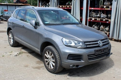 VW Touareg 7P 2012 3.0TSI V6 HYBRID CGEA
