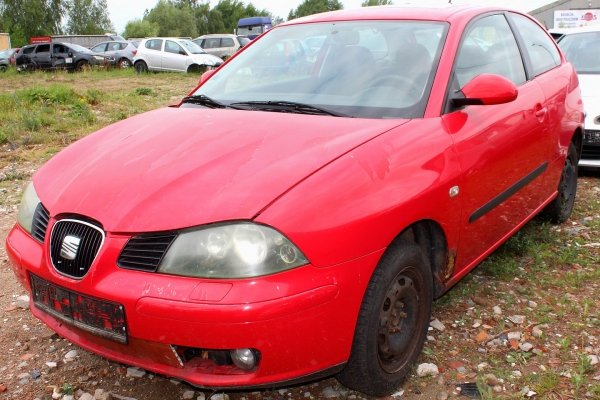 Seat Ibiza III 6L 2004 1.4i BBY Hatchback 3-drzwi [B]