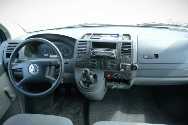Amortyzator przód lewy VW Transporter T5 2005 2.5TDI AXD Bus