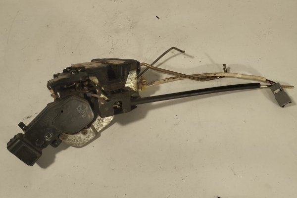 Zamek drzwi przód lewy Toyota Corolla E11 Liftback Lift 2001 3+4 pin