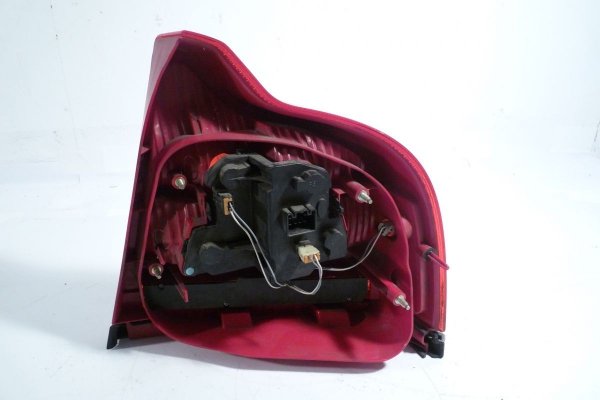 _Lampa tył lewa Volvo S80 2006 Sedan