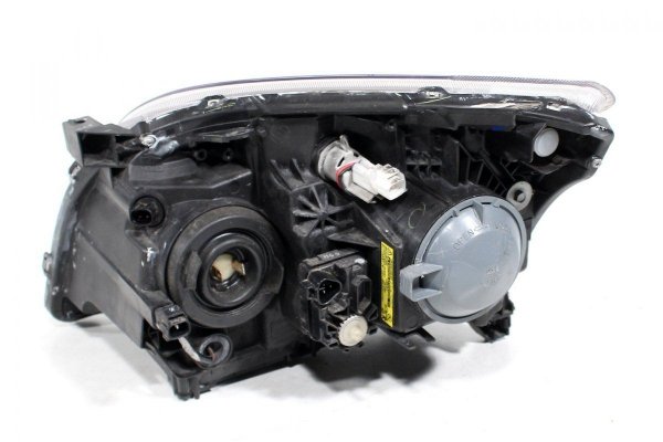 _Reflektor prawy Toyota Avensis T25 Lift 2006-2008 (xenon)