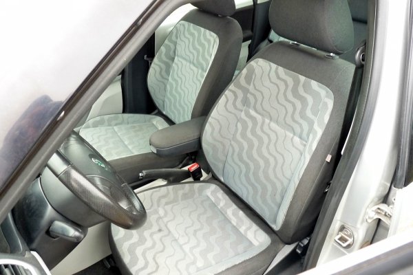 Fotel prawy pasażera Skoda Roomster 5J 2007 (2006-2010) 