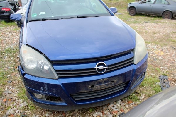 Drzwi tył prawe Opel Astra H 2005 Kombi (kod lakieru: 4CU)