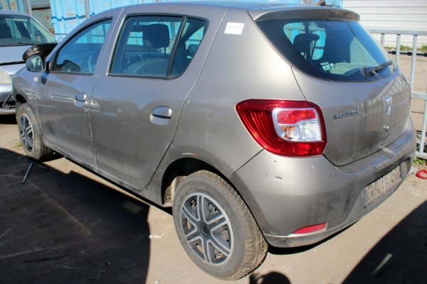 Dacia Sandero II 2012 0.9i H4B400 Hatchback 5-drzwi