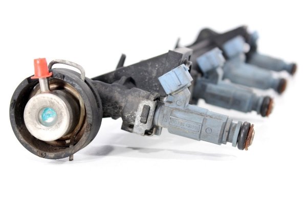 _Listwa wtryskowa Hyundai Sonata EF 2001-2005 2.0i 16V G4JP