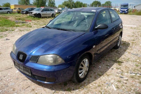 Seat Ibiza III 6L 2003 1.2i AZQ Hatchback 3-drzwi [B]