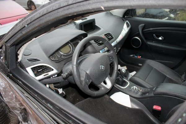 Podłokietnik Renault Megane III 2009 (2008-2012) Kombi 