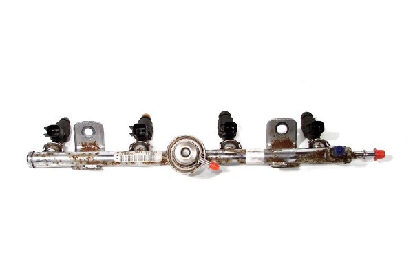 _Listwa wtryskowa Ford Mondeo MK3 2000-2007 1.8i