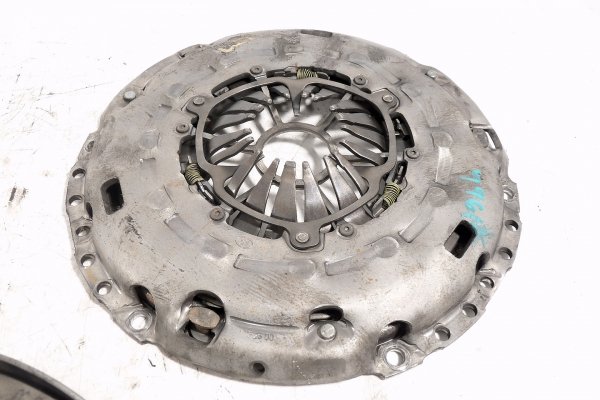 Sprzęgło tarcza docisk koło dwumasowe Opel Zafira B 2007 1.9CDTI Z19DTL 