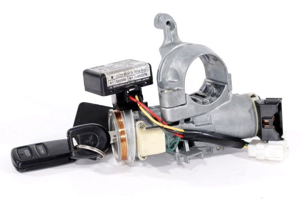 Komputer stacyjka immo Mitsubishi Lancer CS0 2003-2008 1.3i 16V