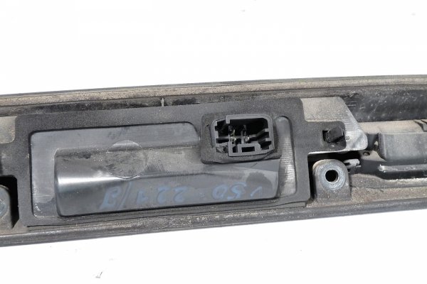 Listwa blenda klapy bagażnika tył Volvo V50 2004 Kombi (BLACK STONE)