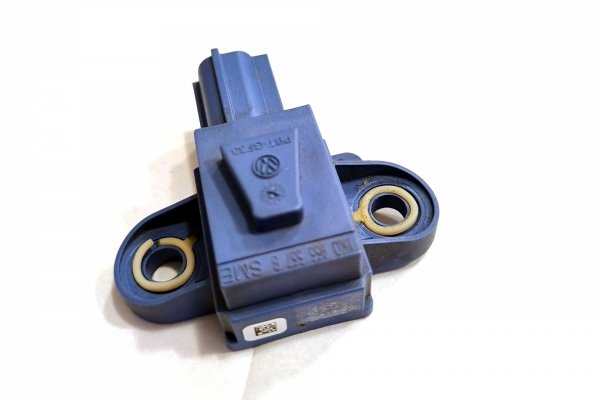 Czujnik uderzeniowy VW Golf V 2003-2008