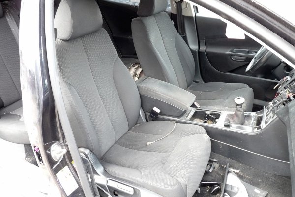 Podłokietnik tunel środkowy VW Passat B6 2007 Kombi 