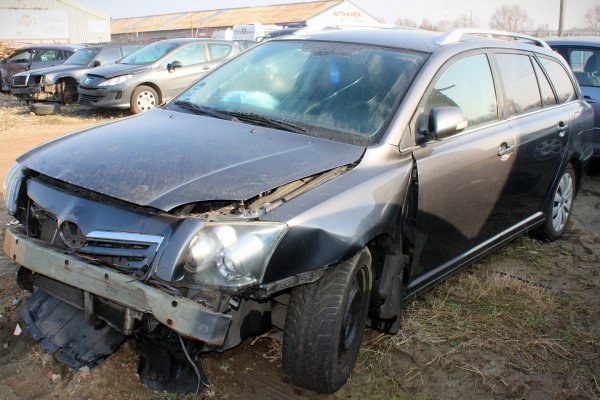 Fotel lewy kierowcy Toyota Avensis T25 Lift 2008 Kombi