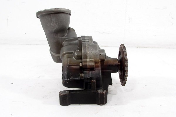 Pompa oleju olejowa Mercedes C-klasa W202 1993-2000 1.8