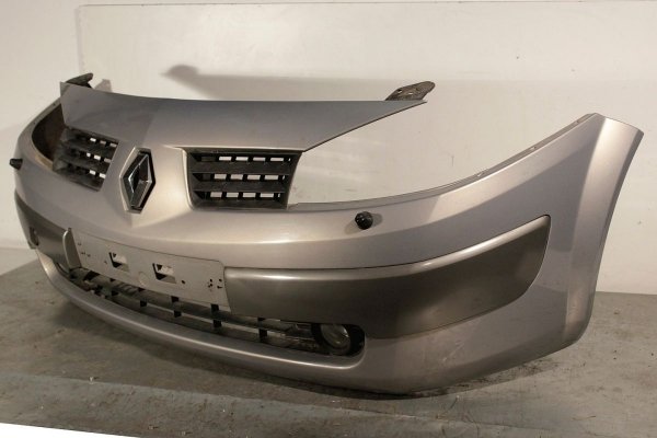 Zderzak przód Renault Megane 2003 Hatchback 3-drzwi