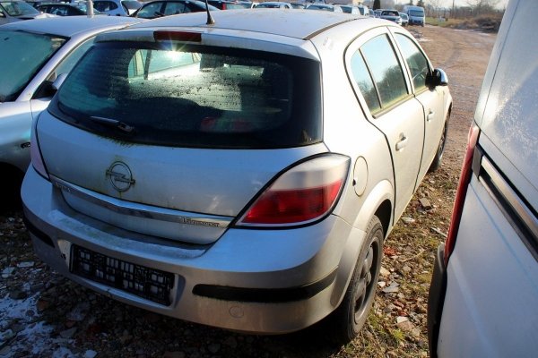 Drzwi tył lewe Opel Astra H 2006 Hatchback 5-drzwi 