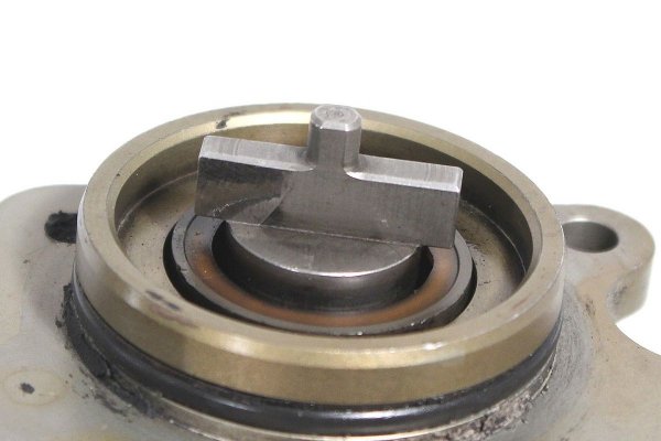 _Pompka paliwa Audi A8 D2 1994-2002 3.3TDI AKF