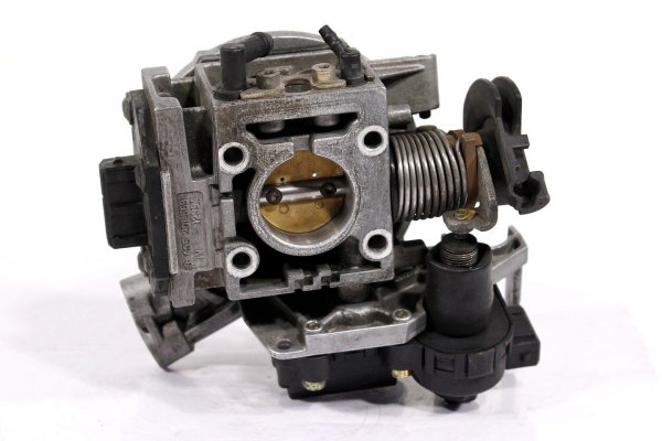 _Przepustnica VW Golf III 1.4 8V