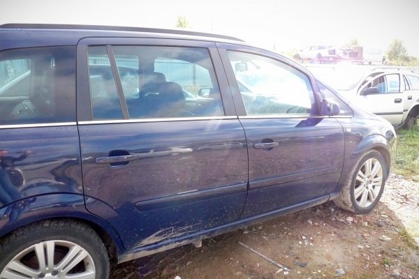 Mechanizm wycieraczek Opel Zafira B 2006 Minivan