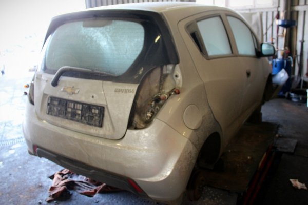 Lusterko lewe Chevrolet Spark M300 2013 1.0i B10D1 Hatchback 5-drzwi 