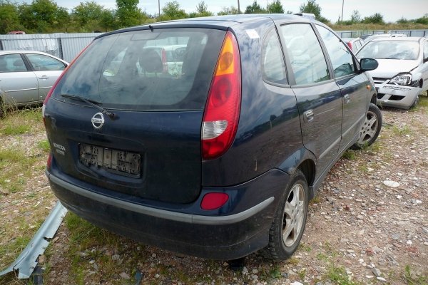 Reflektor prawy Nissan Almera Tino 2005 Minivan 