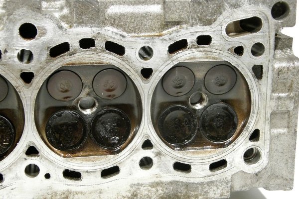 Głowica Nissan Primera P11 1999-2001 1.8i 16V